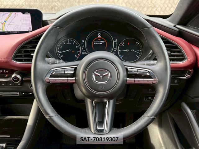 Mazda MAZDA3 2020-08 8008462-9