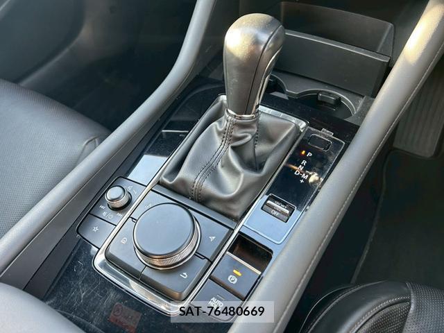 Mazda MAZDA3 2021-11 8008463-11