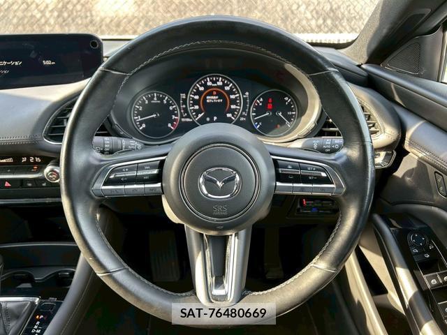 Mazda MAZDA3 2021-11 8008463-12
