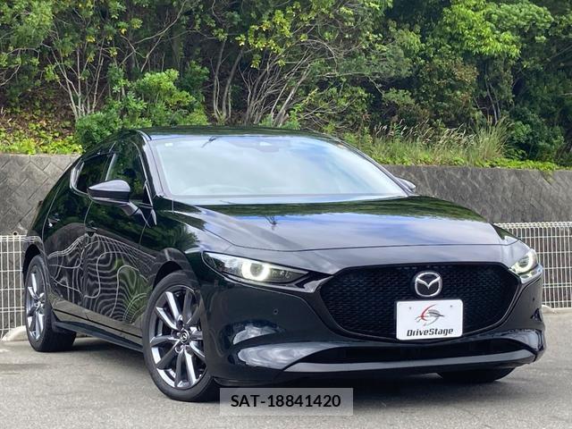 Mazda MAZDA3 2020-03 8008464-2