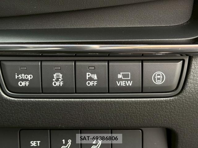Mazda MAZDA3 2019-07 8008472-11