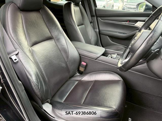 Mazda MAZDA3 2019-07 8008472-5