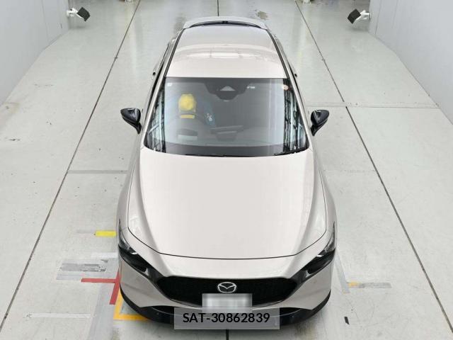 Mazda MAZDA3 2025-08 8009091-8