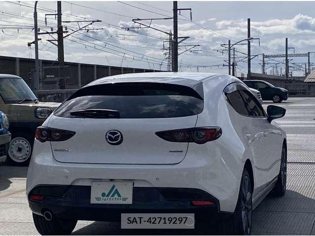 Mazda MAZDA3 2020-02 8009829-1