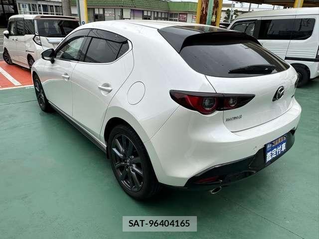 Mazda MAZDA3 2024-06 8010109-1