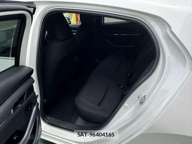 Mazda MAZDA3 2024-06 8010109-5