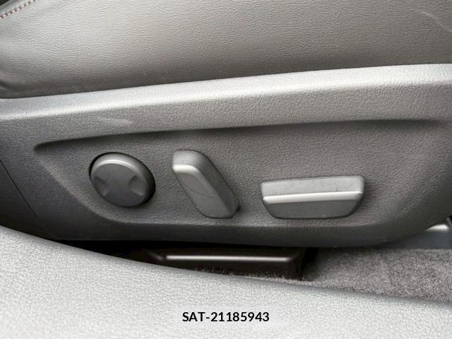 Mazda MAZDA3 2019-09 8010160-13