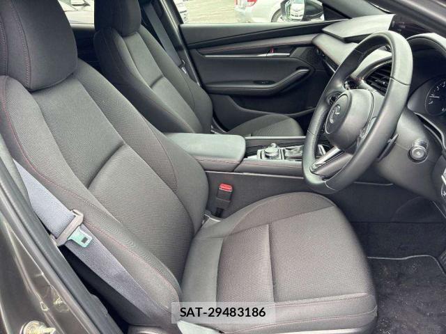 Mazda MAZDA3 2023-10 8010226-5