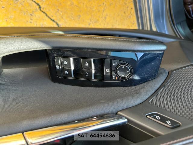 Mazda MAZDA3 2021-03 8010385-17