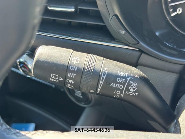 Mazda MAZDA3 2021-03 8010385-9