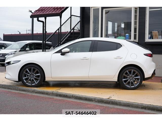 Mazda MAZDA3 2019-09 8010391-2