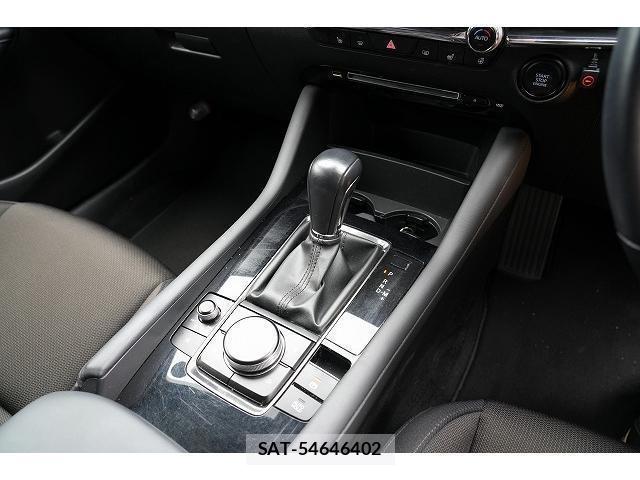 Mazda MAZDA3 2019-09 8010391-8