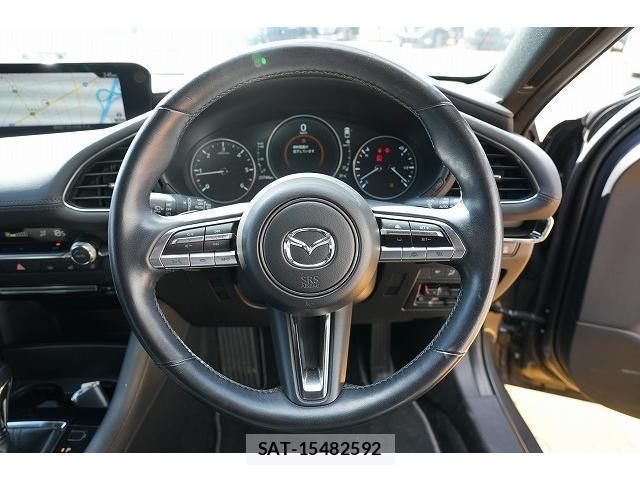 Mazda MAZDA3 2021-08 8010393-2