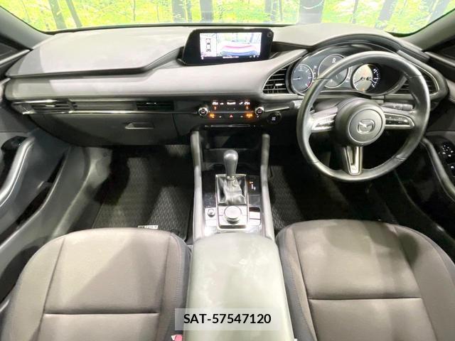 Mazda MAZDA3 2019-08 8010437-1