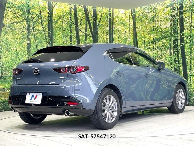 Mazda MAZDA3 2019-08 8010437-16