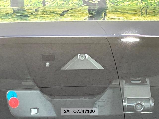Mazda MAZDA3 2019-08 8010437-4