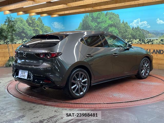 Mazda MAZDA3 2020-11 8010513-16