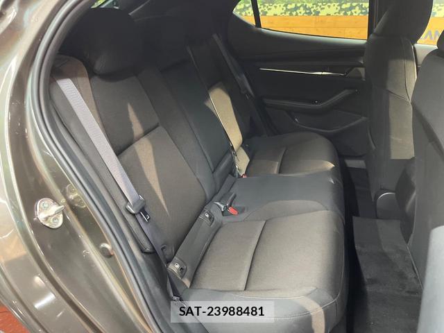 Mazda MAZDA3 2020-11 8010513-8