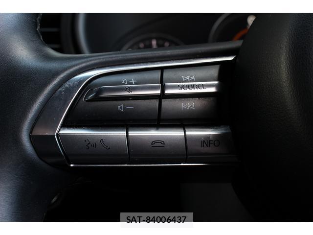 Mazda MAZDA3 2019-09 8010758-19