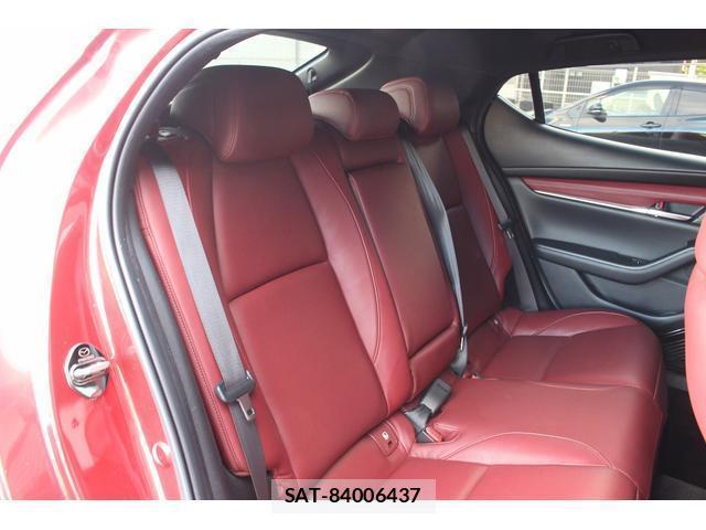 Mazda MAZDA3 2019-09 8010758-7