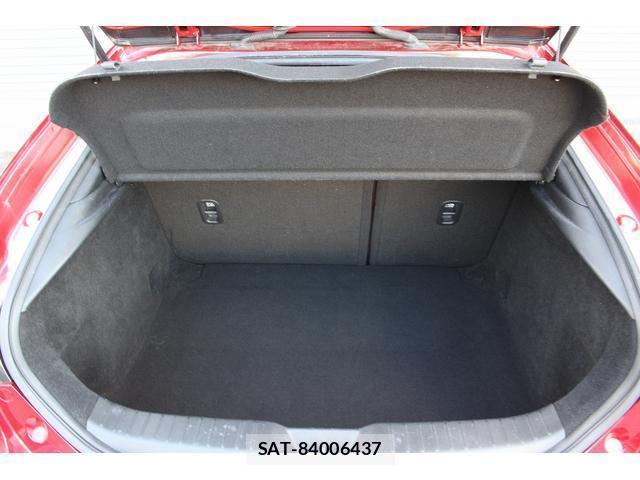 Mazda MAZDA3 2019-09 8010758-8