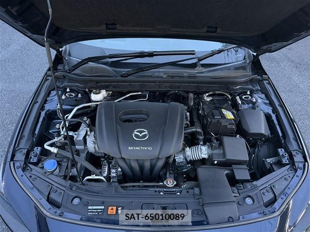 Mazda MAZDA3 2021-06 8010802-19