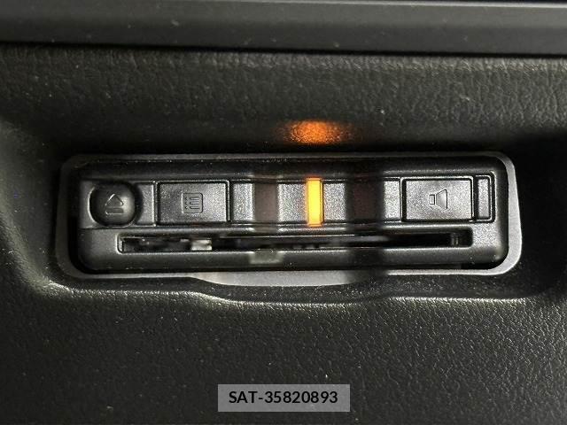 Mazda MAZDA3 2021-06 8010883-14