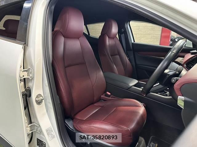 Mazda MAZDA3 2021-06 8010883-8