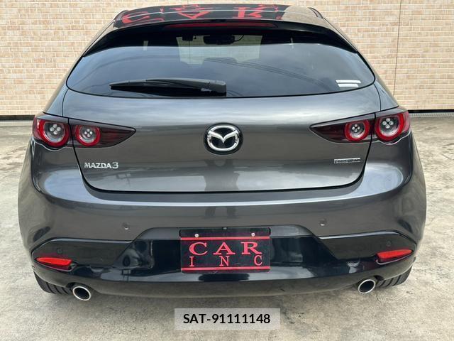 Mazda MAZDA3 2019-06 8011738-4