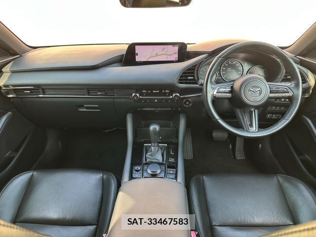 Mazda MAZDA3 2019-08 8011740-11