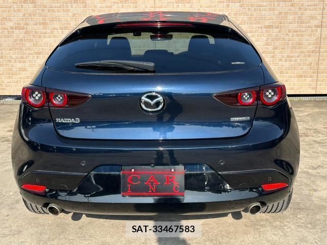 Mazda MAZDA3 2019-08 8011740-4