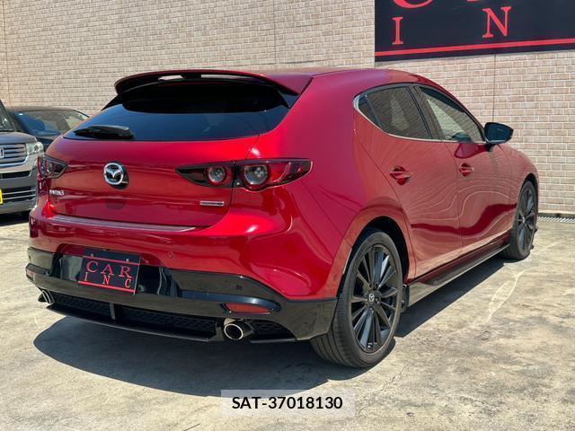 Mazda MAZDA3 2019-08 8011742-2