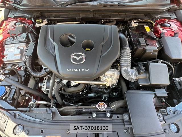 Mazda MAZDA3 2019-08 8011742-5
