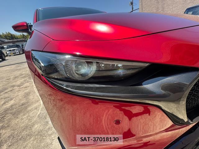 Mazda MAZDA3 2019-08 8011742-9