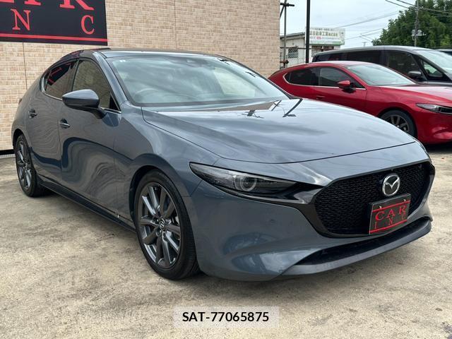 Mazda MAZDA3 2019-08 8011745-1