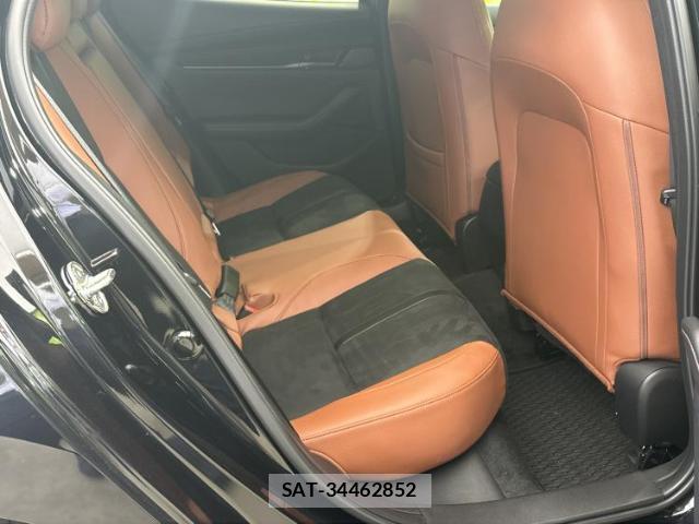 Mazda MAZDA3 2024-11 8012155-4