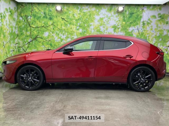 Mazda MAZDA3 2026-02 8012211-1