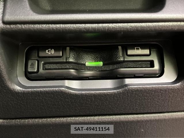 Mazda MAZDA3 2026-02 8012211-16