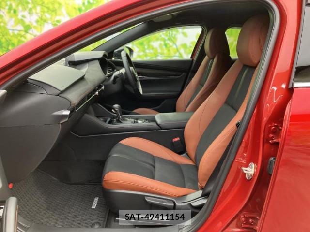 Mazda MAZDA3 2026-02 8012211-6
