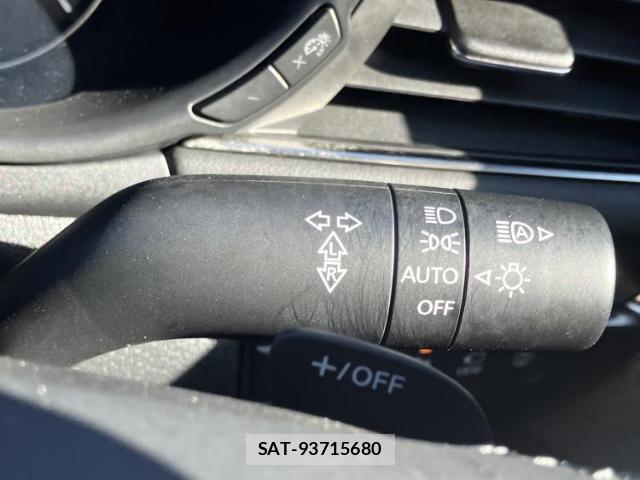 Mazda MAZDA3 2019-12 8012243-16
