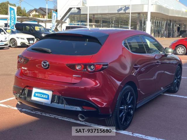 Mazda MAZDA3 2019-12 8012243-2