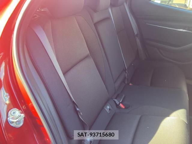 Mazda MAZDA3 2019-12 8012243-4