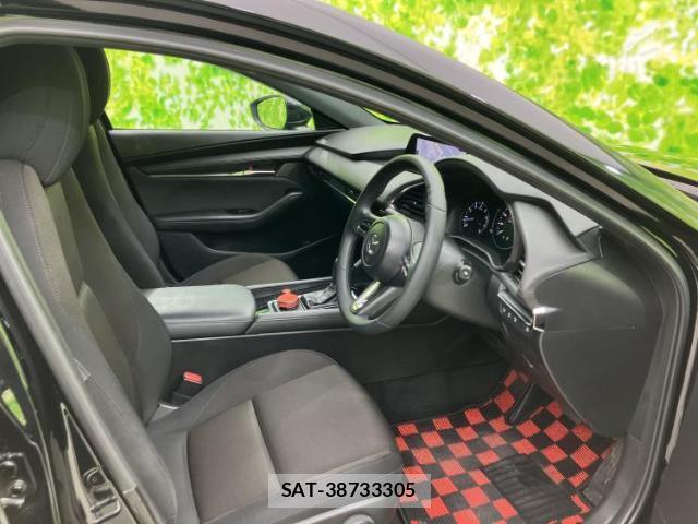 Mazda MAZDA3 2019-09 8012325-4