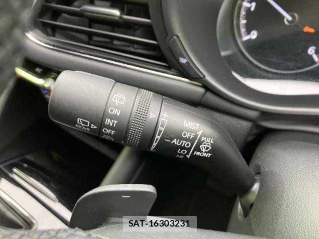 Mazda MAZDA3 2019-07 8012331-16