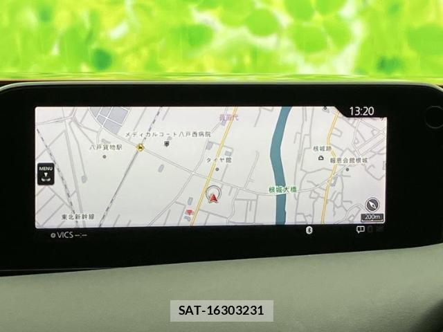 Mazda MAZDA3 2019-07 8012331-9