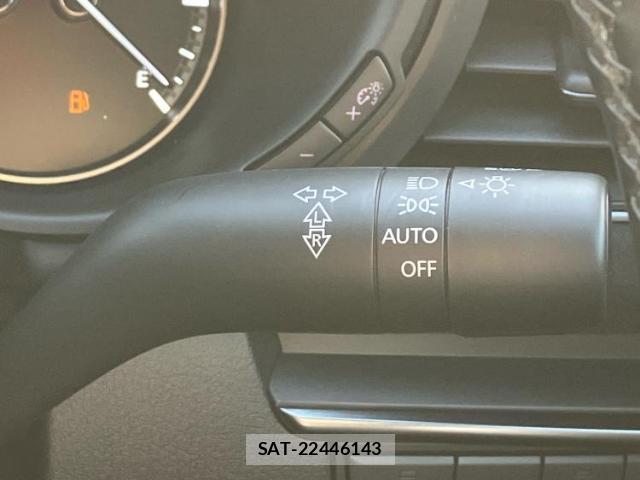 Mazda MAZDA3 2023-11 8012347-15