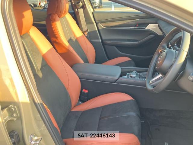 Mazda MAZDA3 2023-11 8012347-3