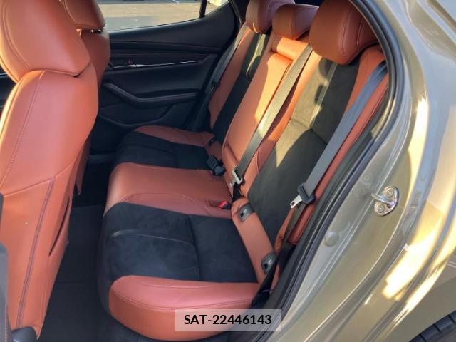 Mazda MAZDA3 2023-11 8012347-6