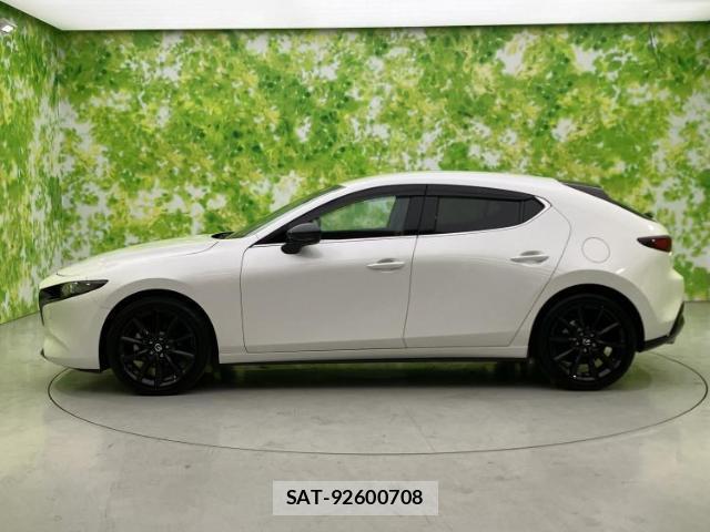 Mazda MAZDA3 2023-12 8012403-1