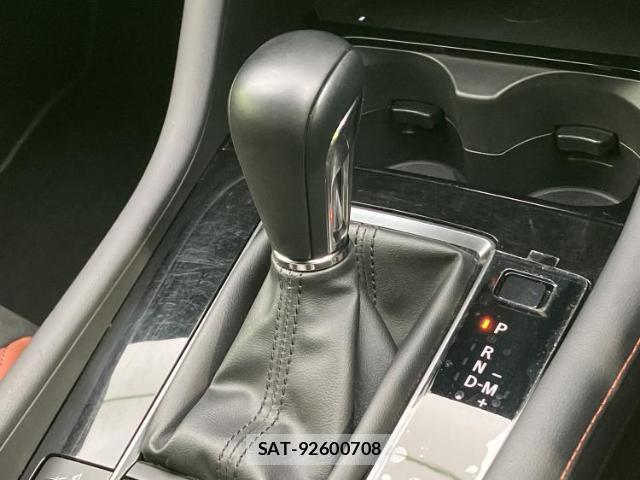 Mazda MAZDA3 2023-12 8012403-15